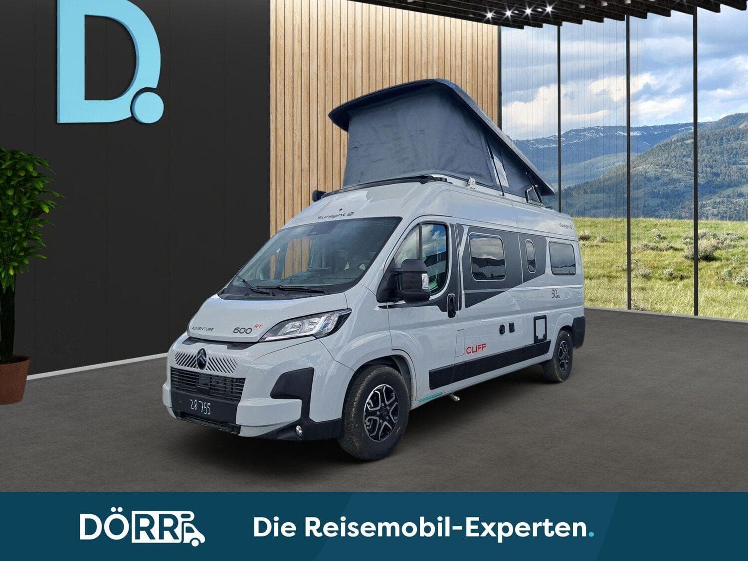 Wohnmobil Sunlight Adventure Cliff RT 600 mit 4 Sitzen bei Dörr Reisemobile GmbH Wohnmobil Citroen Jumper Sunlight 600 Adventure Cliff RT mit 4 Sitzen und 4 Schlafplätzen