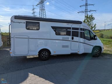 Sunlight V 66 Adventure Edition