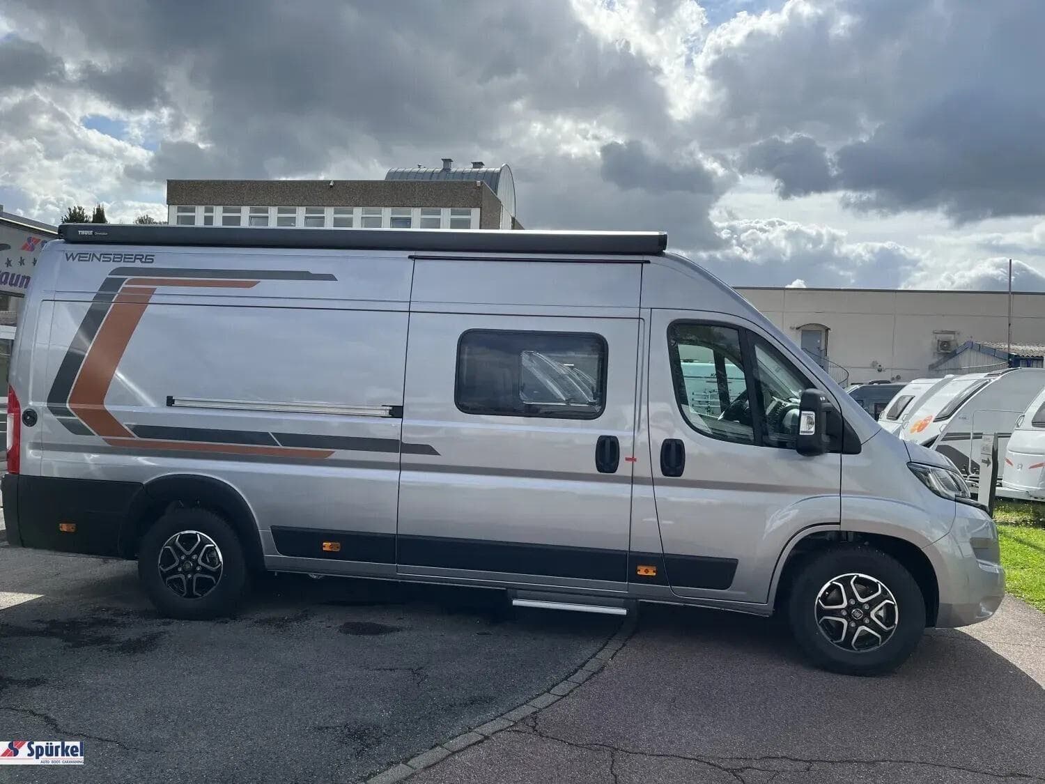Wohnmobil Weinsberg CaraBus 630 ME mit 4 Sitzen bei Auto Spürkel GmbH & C o. KG Wohnmobil Fiat Ducato Weinsberg 630 ME CaraBus mit 4 Sitzen und 3 Schlafplätzen