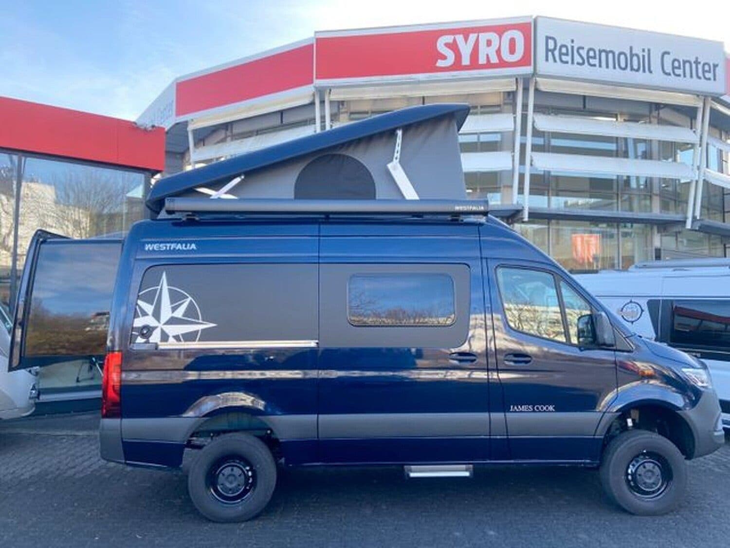 Wohnmobil Westfalia James Cook 600 E AD bei Syro Reisemobile Vertriebs GmbH & Co. KG Wohnmobil Mercedes Sprinter Westfalia AD James Cook 600 E mit 0 Schlafplätzen
