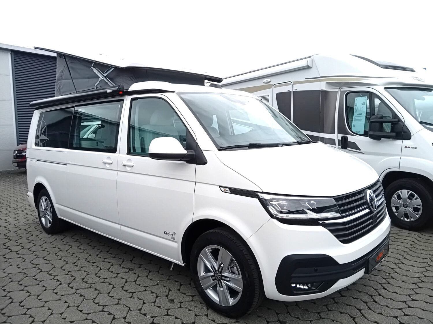 Wohnmobil Westfalia Kepler One 150 PS DSG mit 4 Sitzen bei Jürgen Scholz GmbH Wohnmobil VW Transporter Westfalia 150 PS DSG Kepler One mit 4 Sitzen und 4 Schlafplätzen